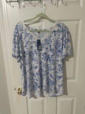 Adrienne Vittadini nwt 3x top